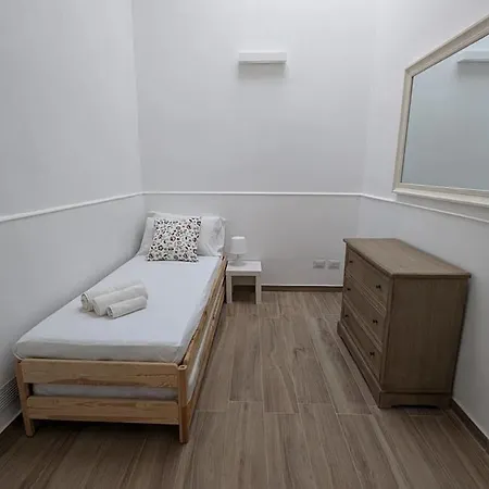 Casa Vincenza Apartment *